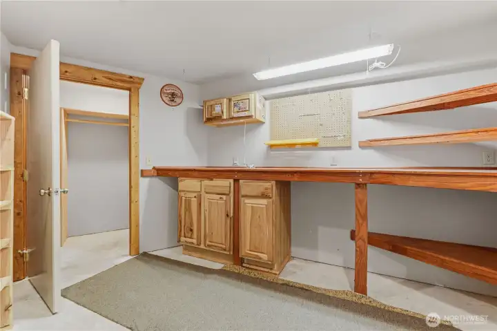 Hobby Room Hobby Room