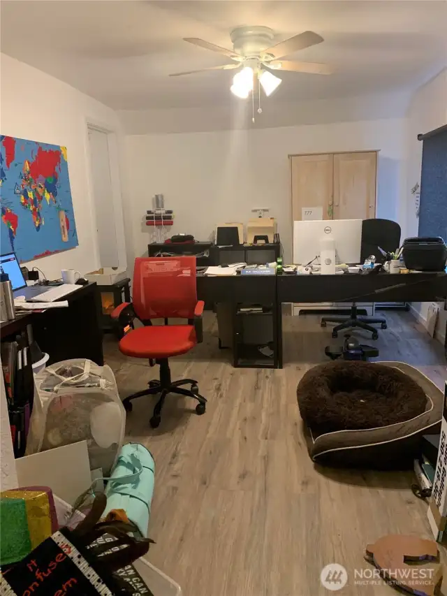 Office/bedroom