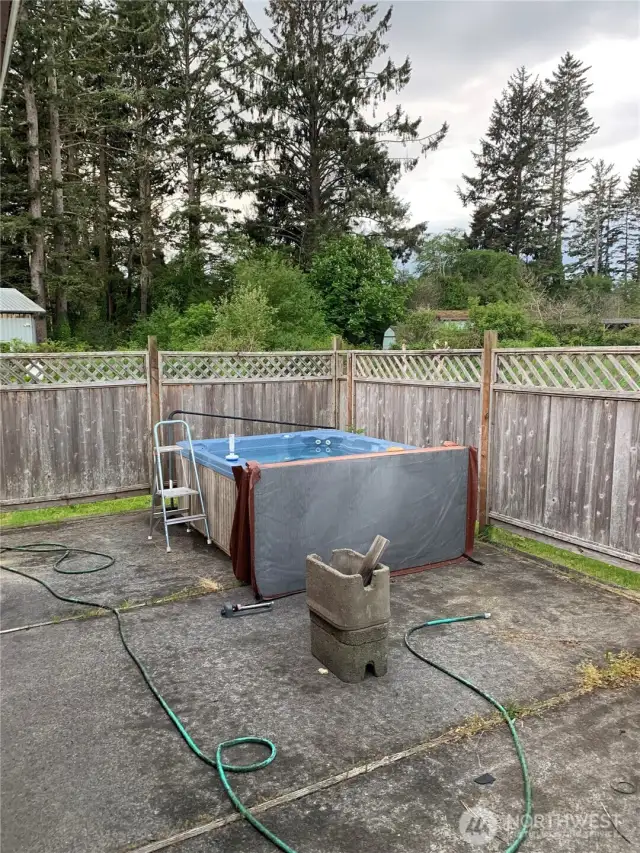 Hot Tub