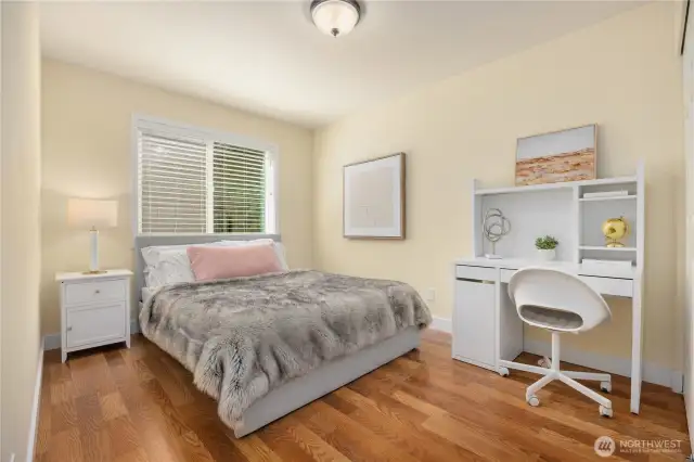 Guest bedroom 2