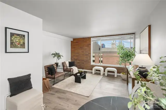 City Minimalist on design!? This living area allows for that.