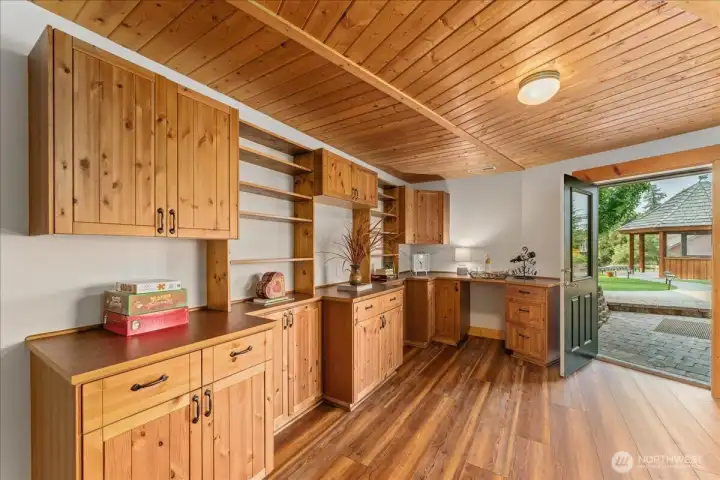 Downstairs rec room, bonus area, or home office