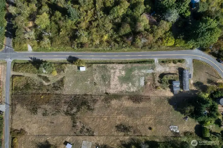 Overhead view of the parcel show 244th to west, 59th to the east and curves into 248th