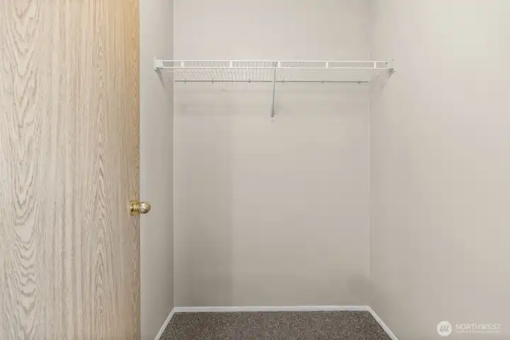 walk-in closet