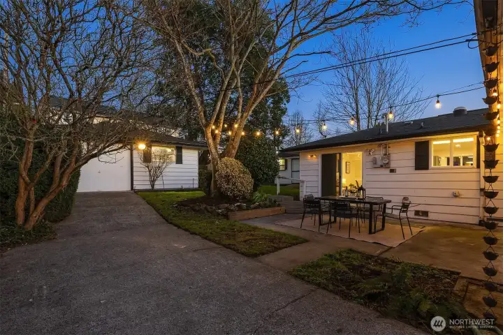 Oversized garage with legit workshop space.  Perfect for makers, tinkerers, and weekend projects.