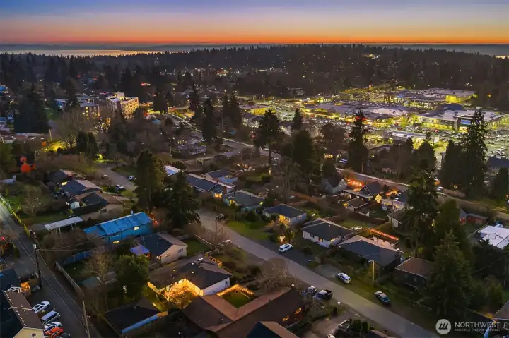 Close to Lincoln Park, White Center, Westcrest Park, and RapidRide H Line.