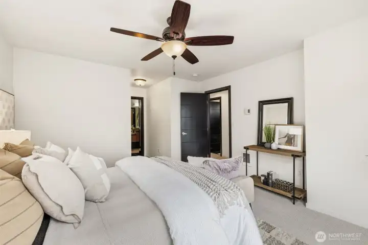 Light-Filled Owner’s Retreat