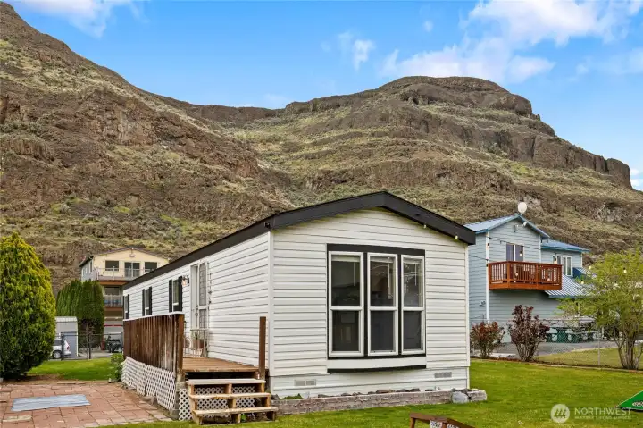 backside of home that faces the kitchen