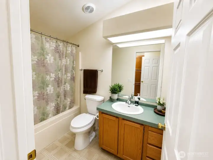 Common Bath