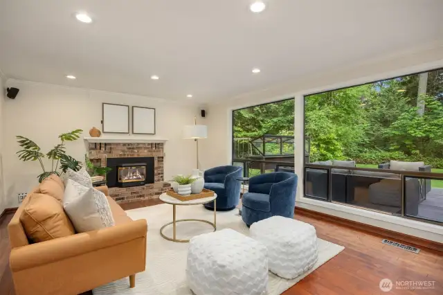 Perfect space for hanging out with floor to ceiling windows.