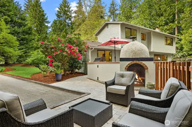 Custom pizza oven w/ built in BBQ, plus Bocce Ball court!
