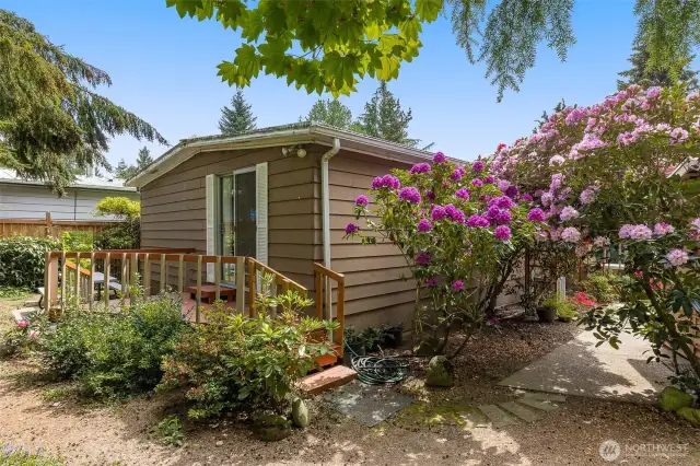 Ample space for gardening.