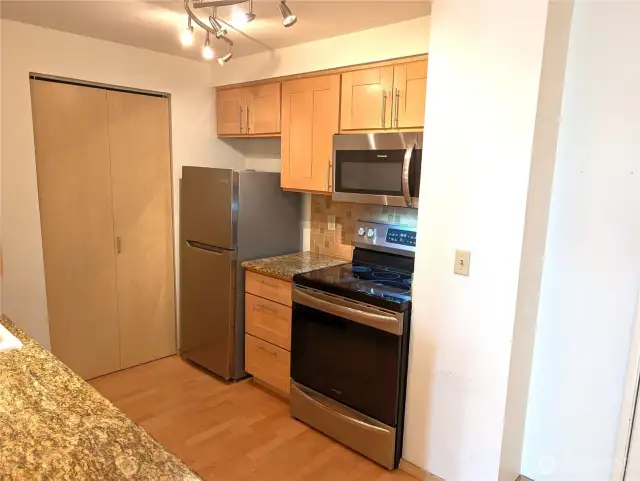 All appliances included.