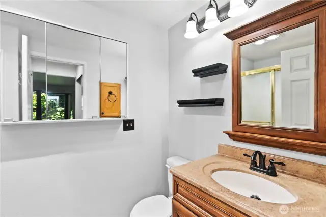 Primary 3/4 bath