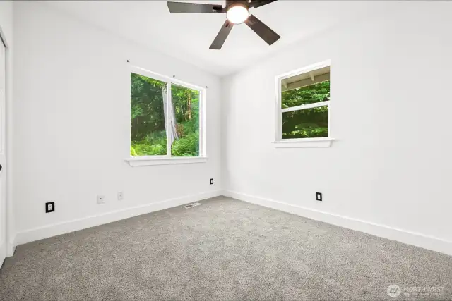 second upstairs bedroom