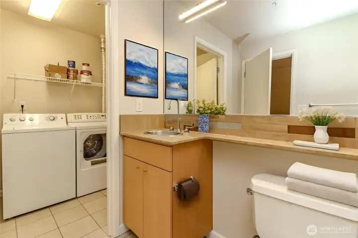 2nd Full Bathroom