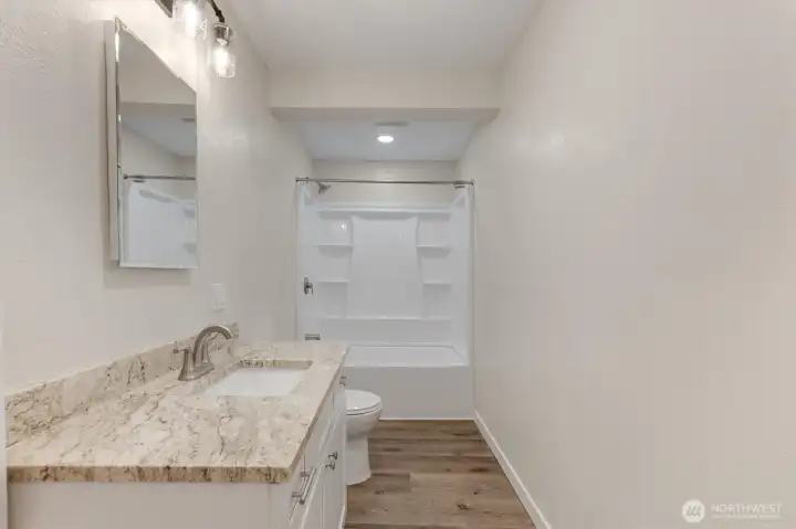 Main Floor Full Bath