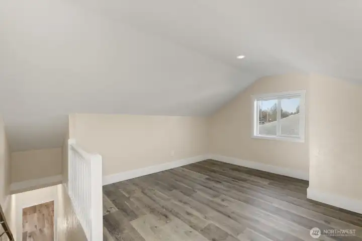 Upper Office/Loft area