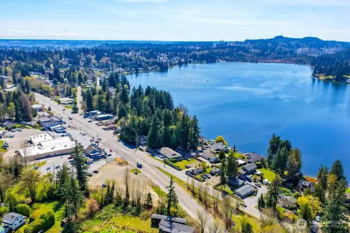 Neighborhood context, walk across the street to the Garage, Red Apple market, and Big Apple diner.