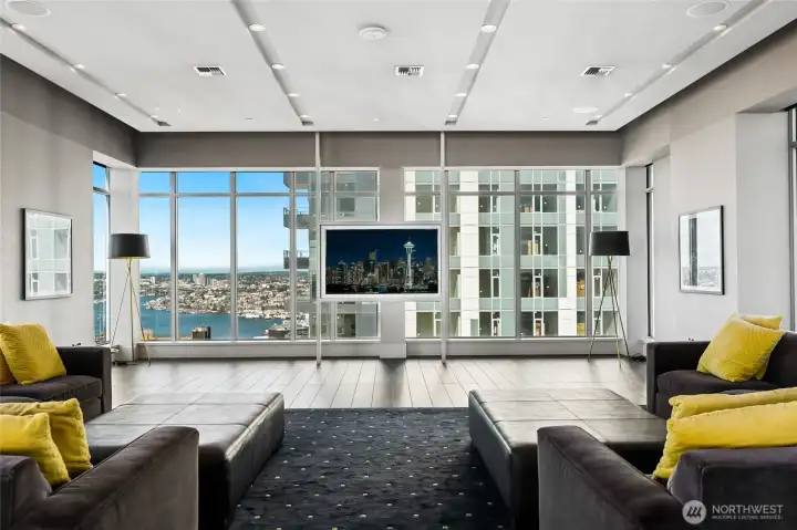 Here's another lounge area from the 41st floor looking to Lake Union views!