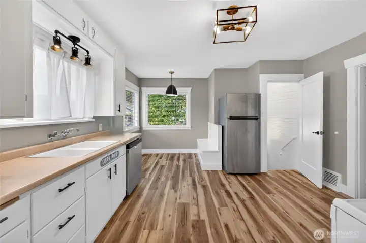 Eat in kitchen Eat in kitchen