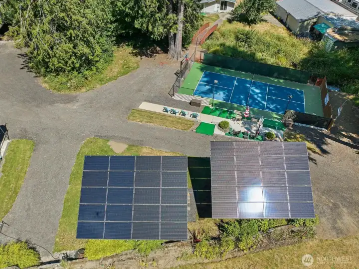 Solar and full pickleball court. Solar and full pickleball court.