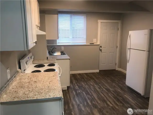 Lower Unit kitchen