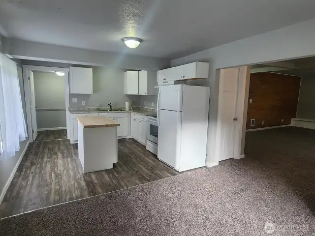 Upper unit kitchen