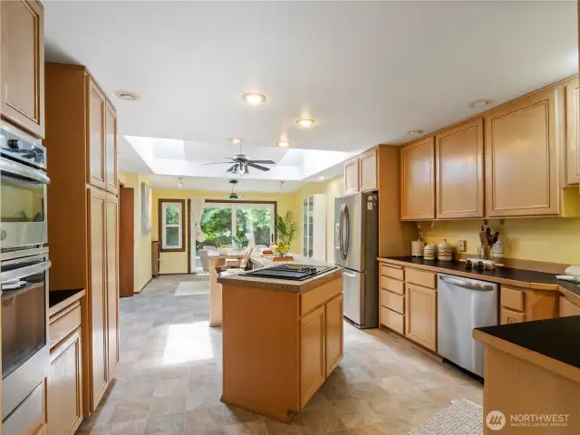 There is so much storage in this kitchen and the layout is very efficient.