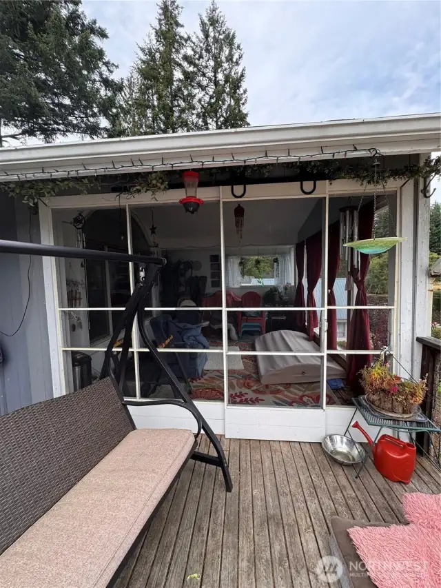 Sunroom off of upper deck