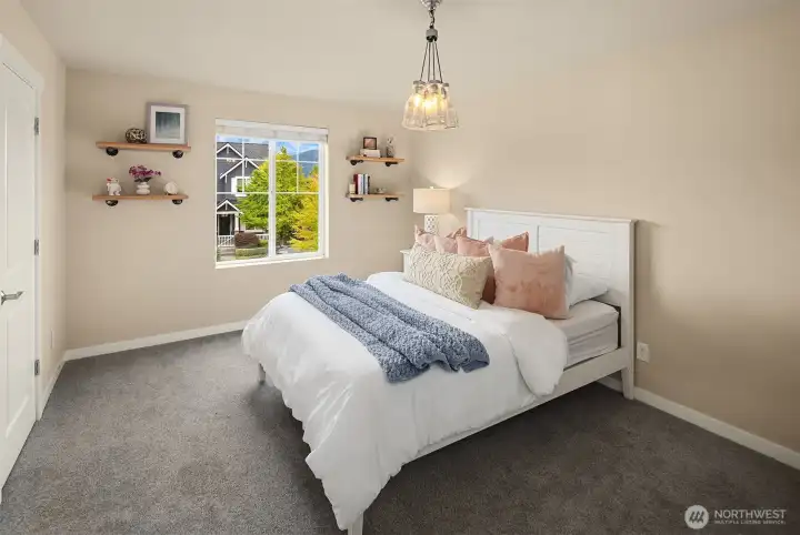 Bedroom 4 with WIC