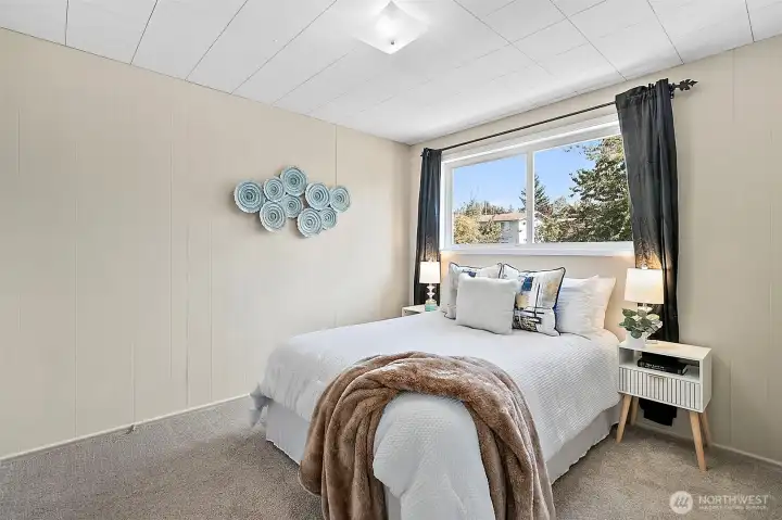 Upstairs bedroom