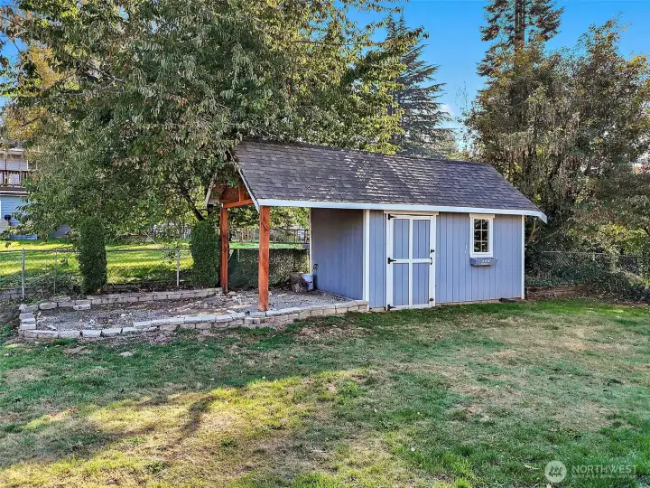 Extra large back yard storage shed