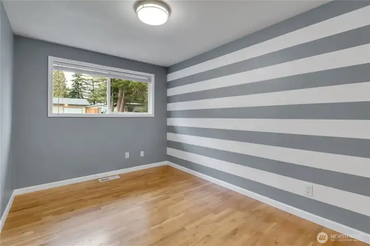 2nd Upstairs bedroom