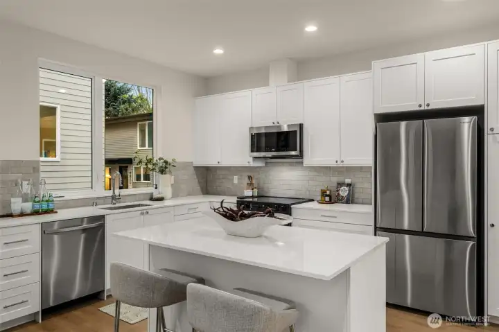 Smartly furnished for functionality whilst not sacrificing style & quality.