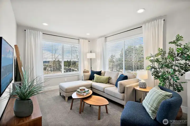 Photos are for representation purposes only.