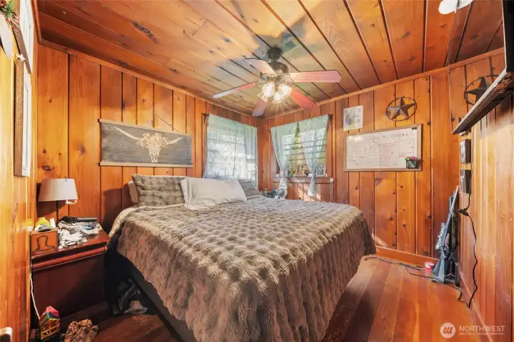 Cabin bedroom - 1 of 2.