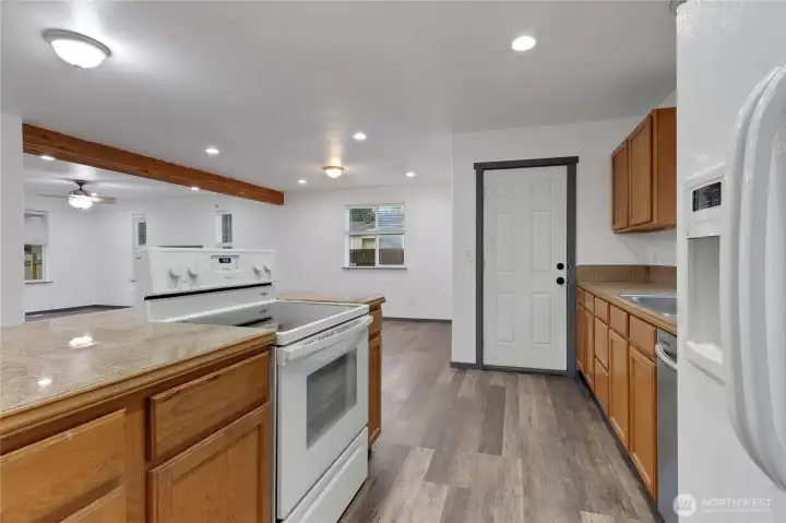 kitchen, door to backyard