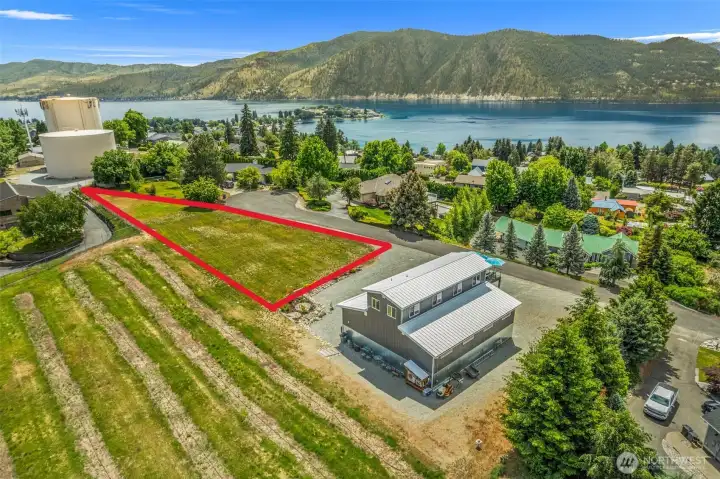 Potential to subdivide the property. Buyer to verify Potential to subdivide the property. Buyer to verify