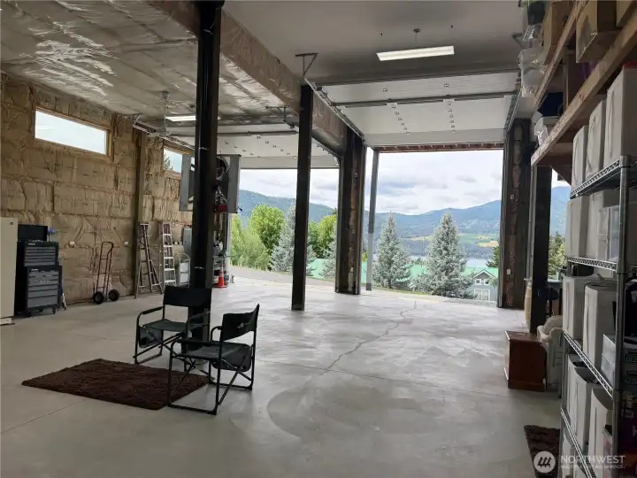 Large garage Large garage