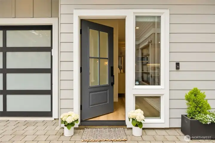 Welcome home! Welcome home!