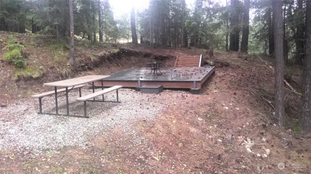 Platform for Tent
