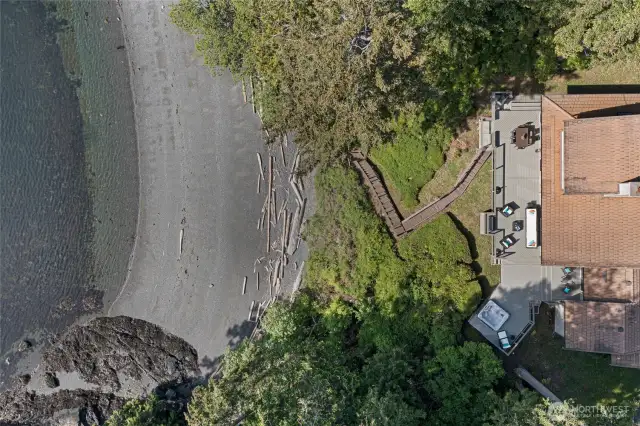 Sand and gravel beach