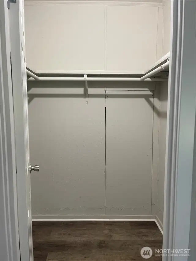 Walk-in closet