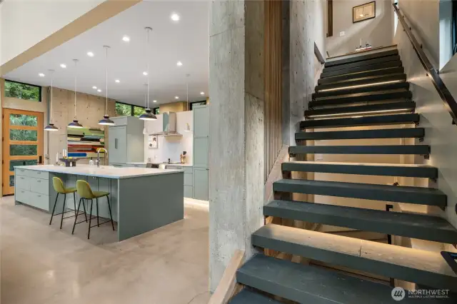 Stairs leading to the Primary bedroom with en-suite.