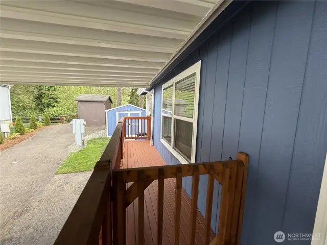 Gated deck for pooches.