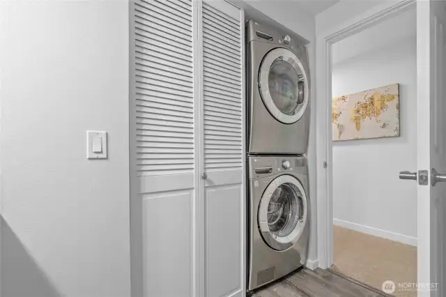 Full size washer and dryer conveniently located!