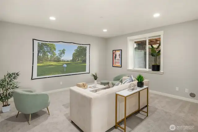 Lower level media/recreation room