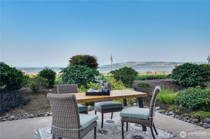 A sanctuary of light and landscape—where sunrises, sunsets, and sweeping views unfold in perfect harmony, framed by greenery that ensures peace and privacy.