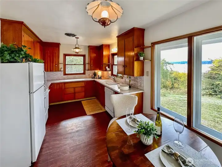 4407...Ample kitchen with lots of cabinets and counter space.  Behind the kitchen is the large laundry room with more cabinets for panty storage.